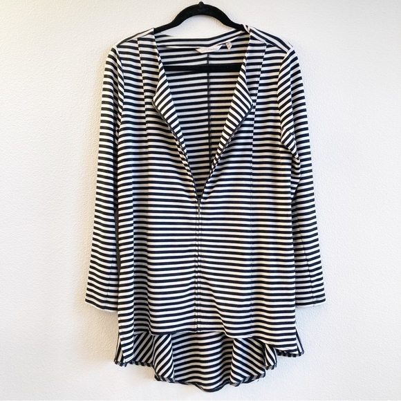 Soft Surroundings Calista Zip Tunic Top Striped Back White Longline Size Medium - Picture 4 of 11